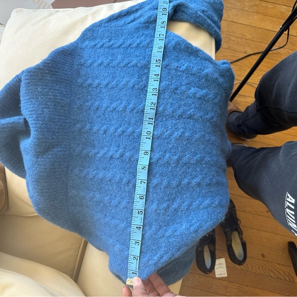 Jacquemus NWT Alpaca/Merino Wool Blend Sweater - Picture 12 of 12